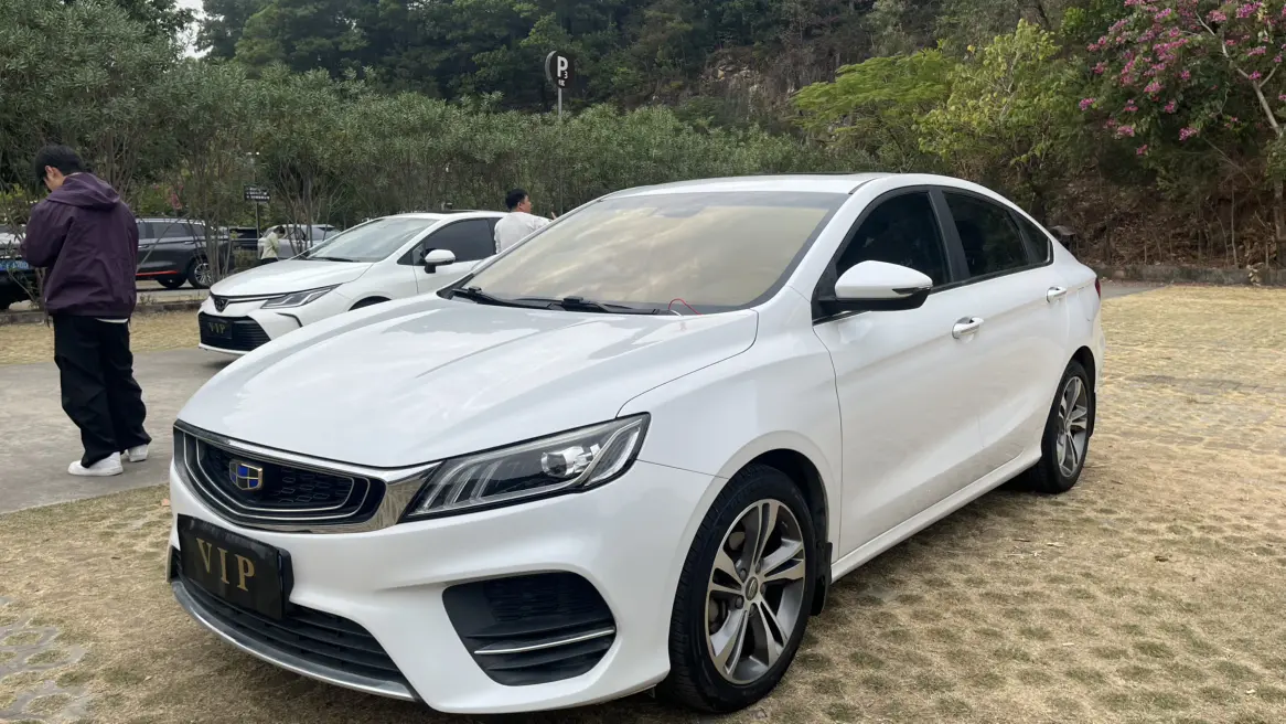 Geely Binrui  из Китая