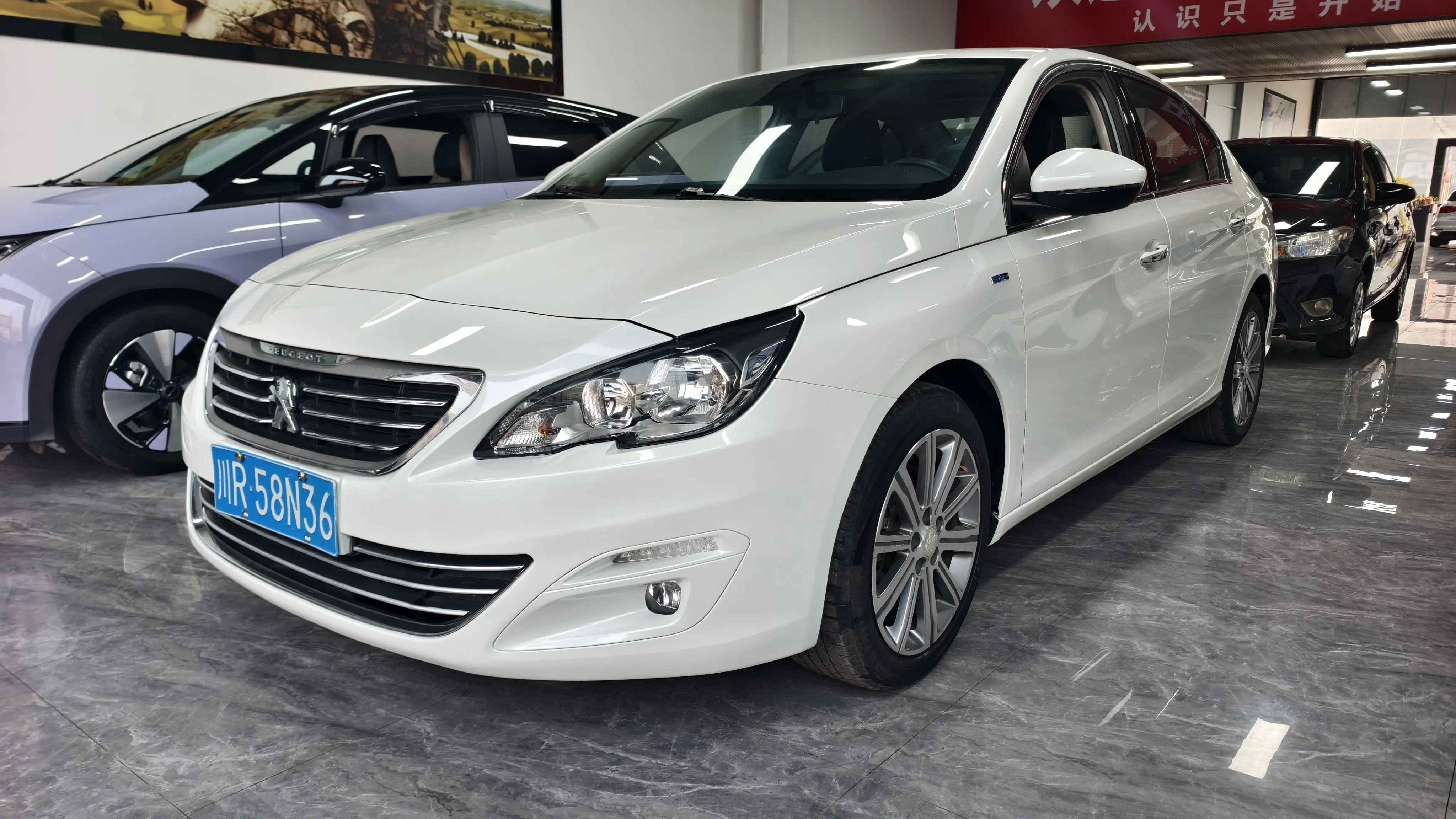 Peugeot 408  из Китая