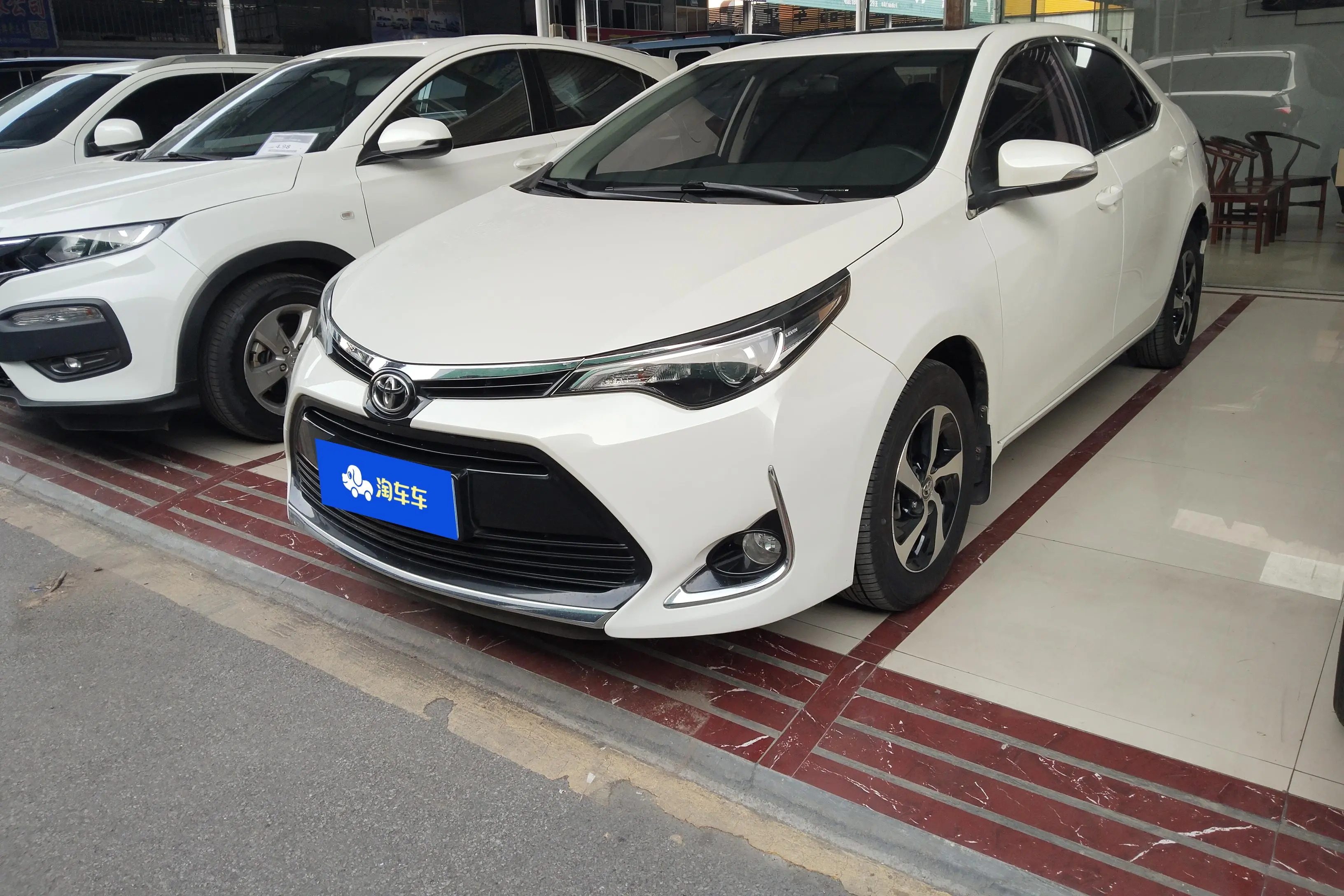 Toyota Levin (Lei Ling)  из Китая