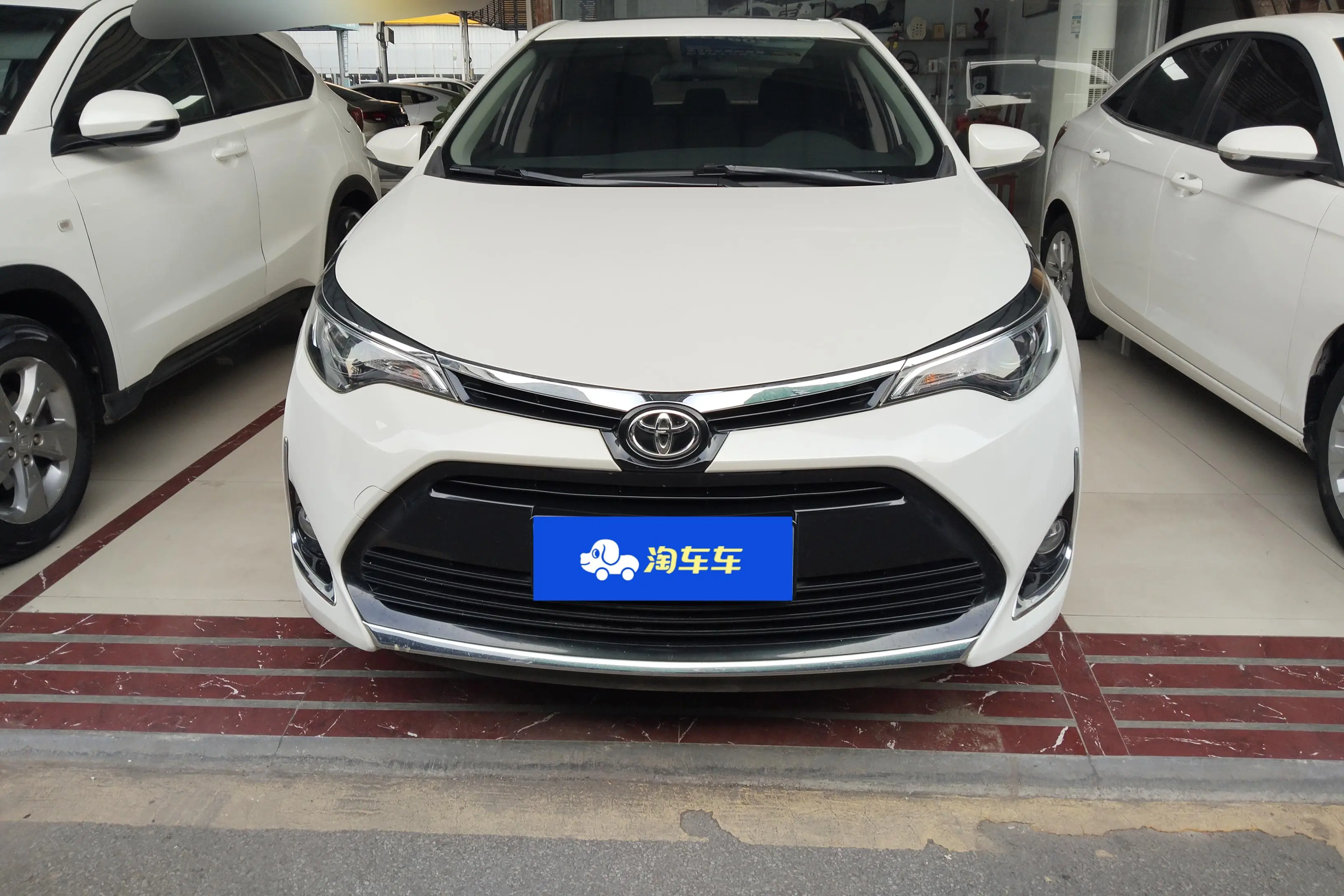 Toyota Levin (Lei Ling)  из Китая