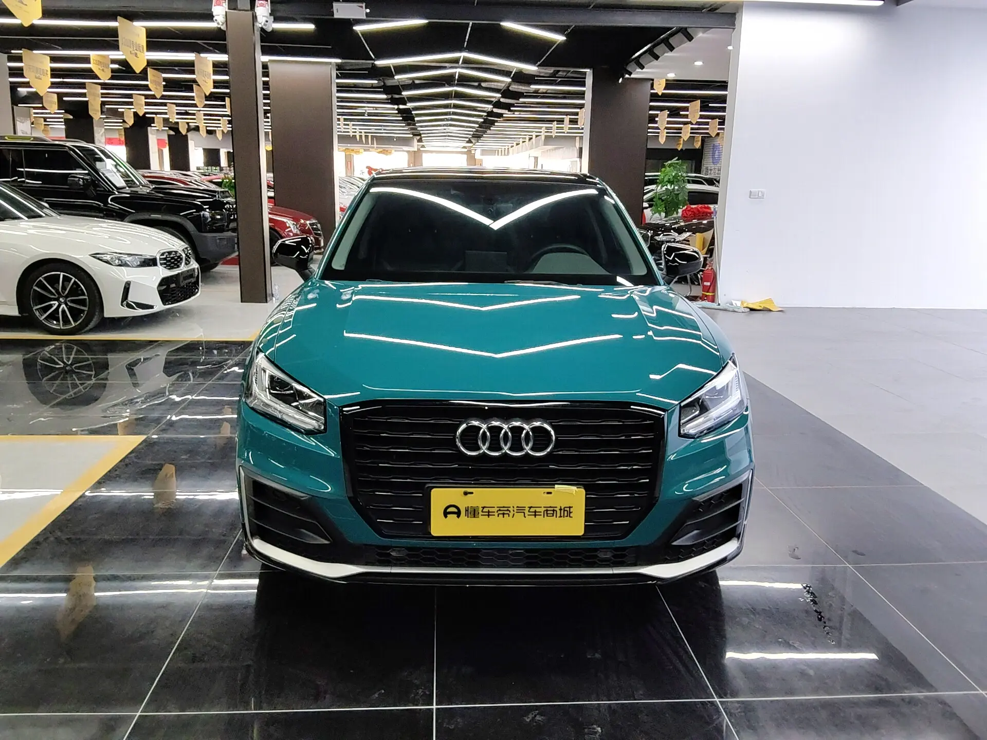 Audi Q2L  из Китая