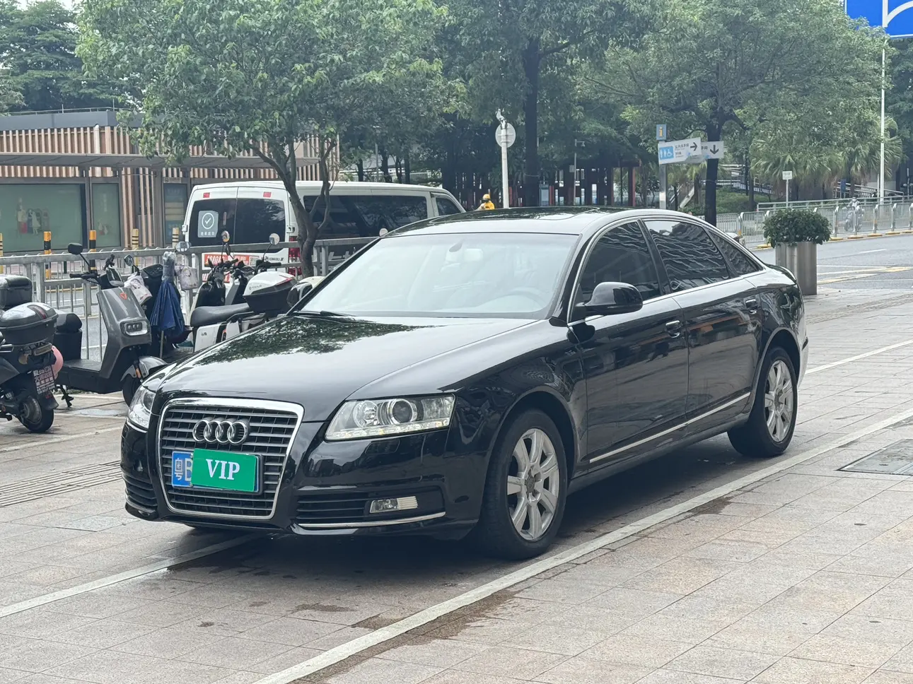 Audi A6L  из Китая