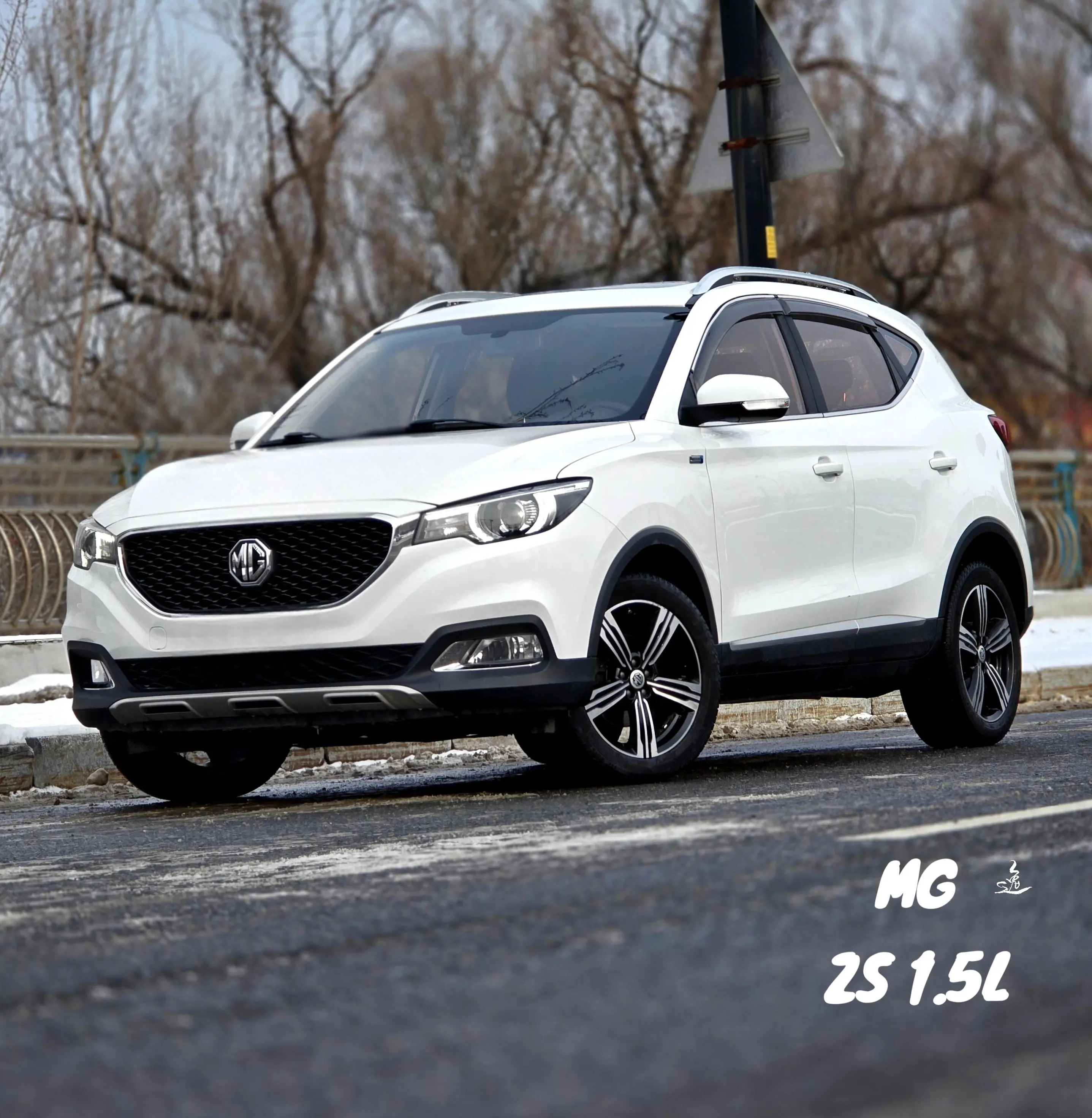 MG ZS  из Китая