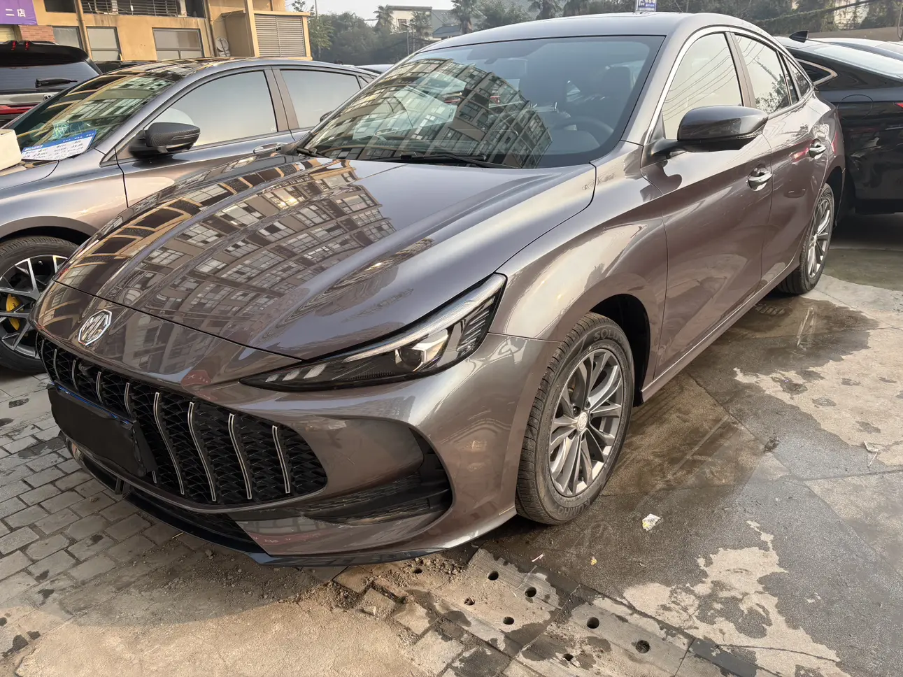 MG 5  из Китая