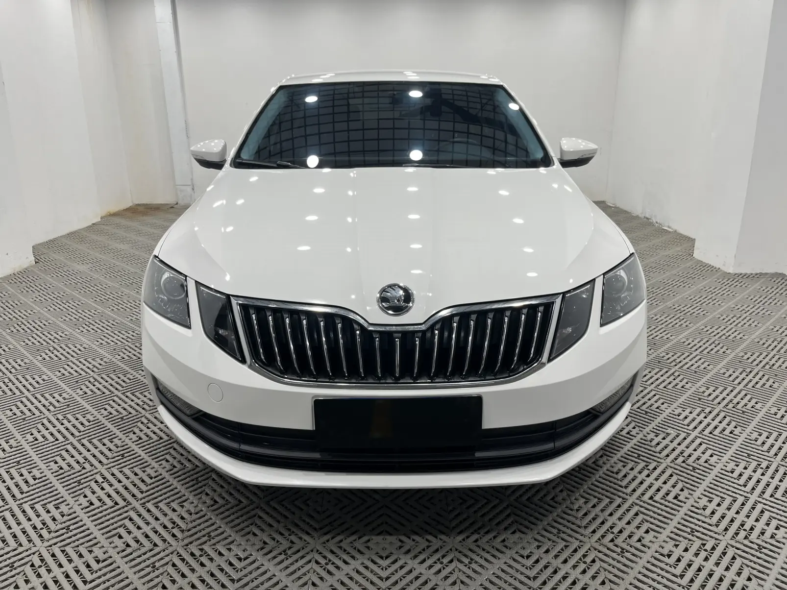 Skoda Octavia  из Китая