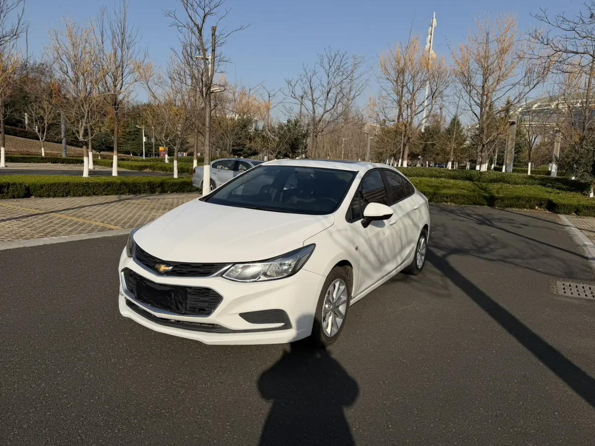 Chevrolet Monza (Cruze)  из Китая