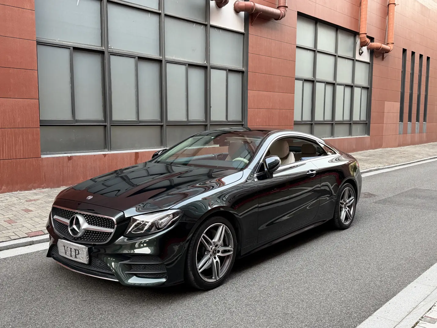 Mercedes-Benz E-Class  из Китая