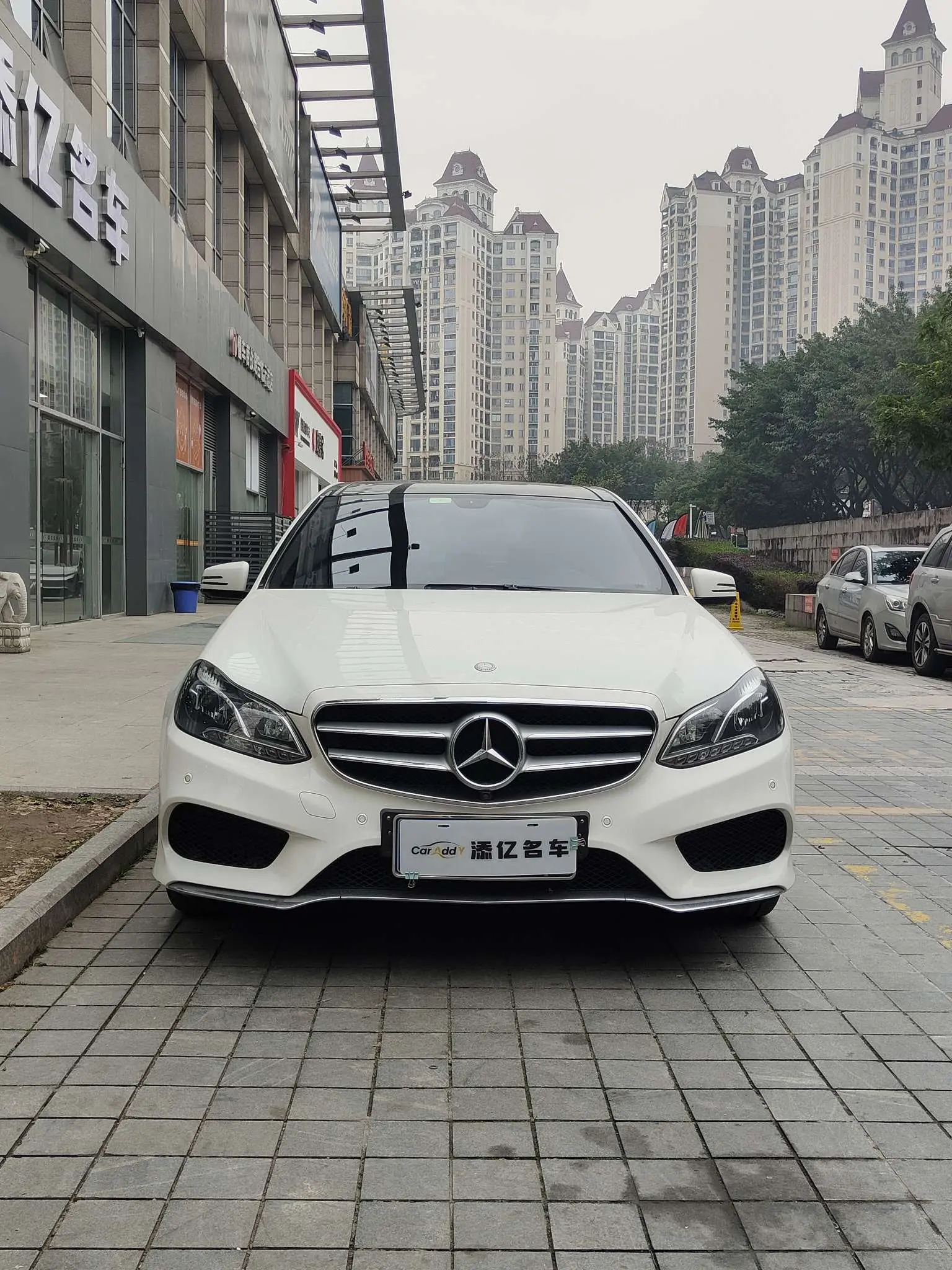 Mercedes-Benz E-Class  из Китая