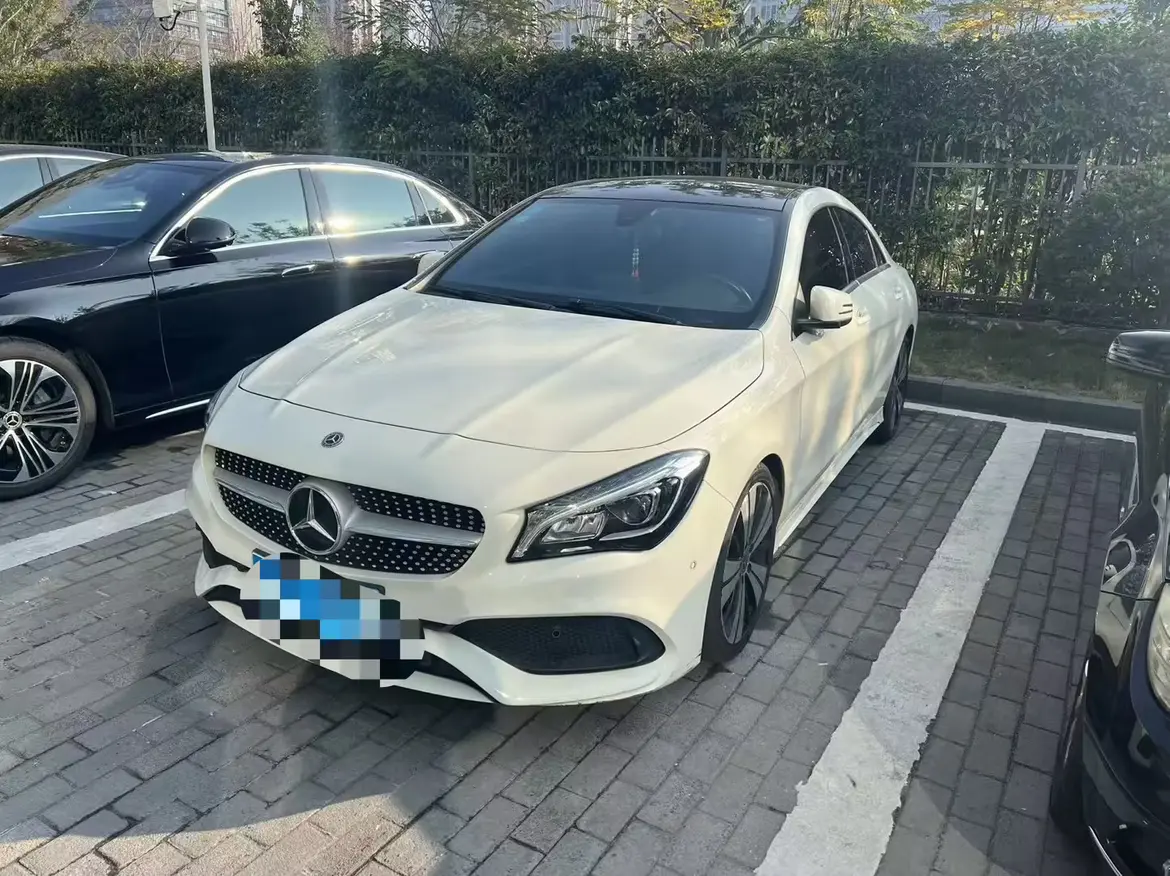 Mercedes-Benz Mercedes CLA  из Китая