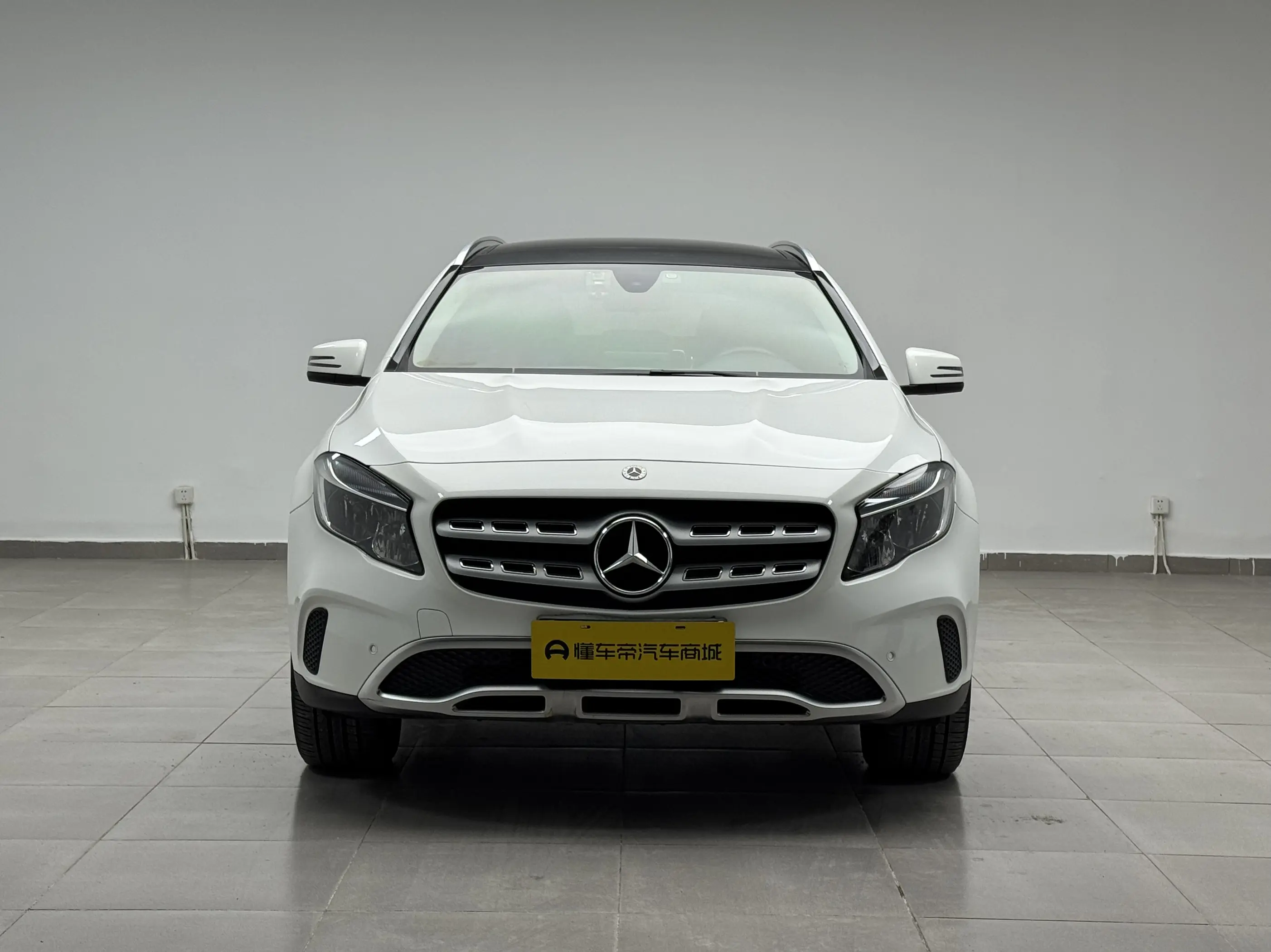 Mercedes-Benz GLA  из Китая