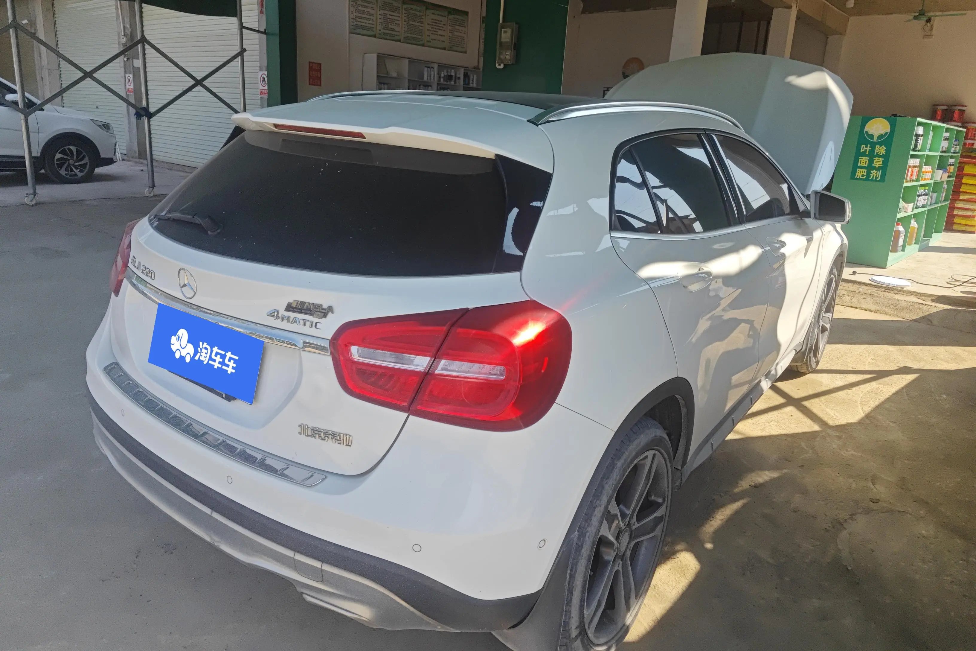 Mercedes-Benz GLA  из Китая