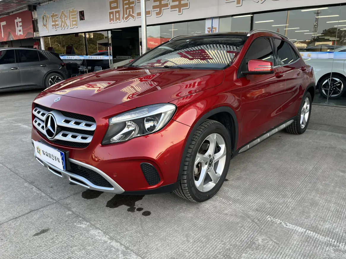 Mercedes-Benz GLA  из Китая