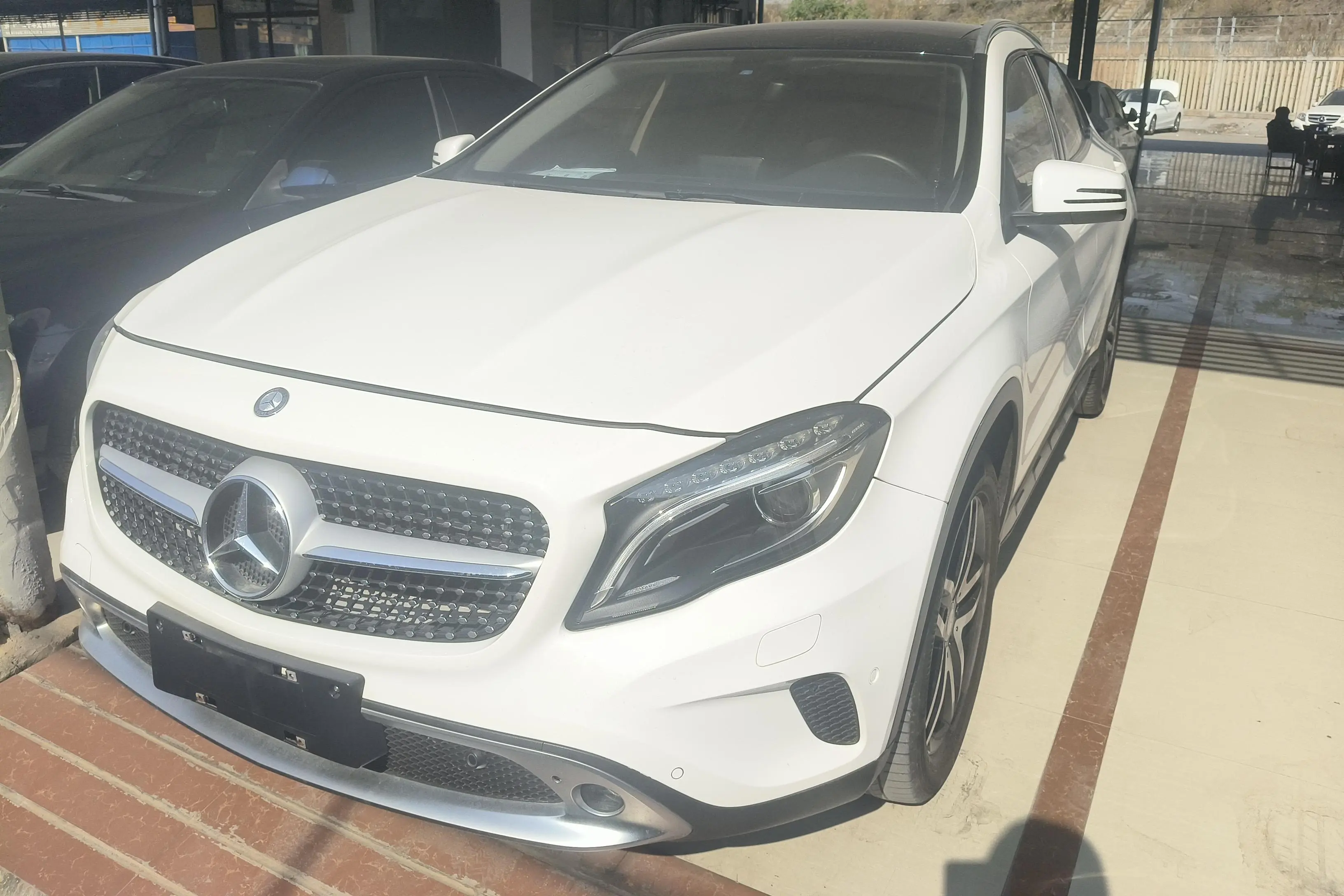 Mercedes-Benz GLA  из Китая