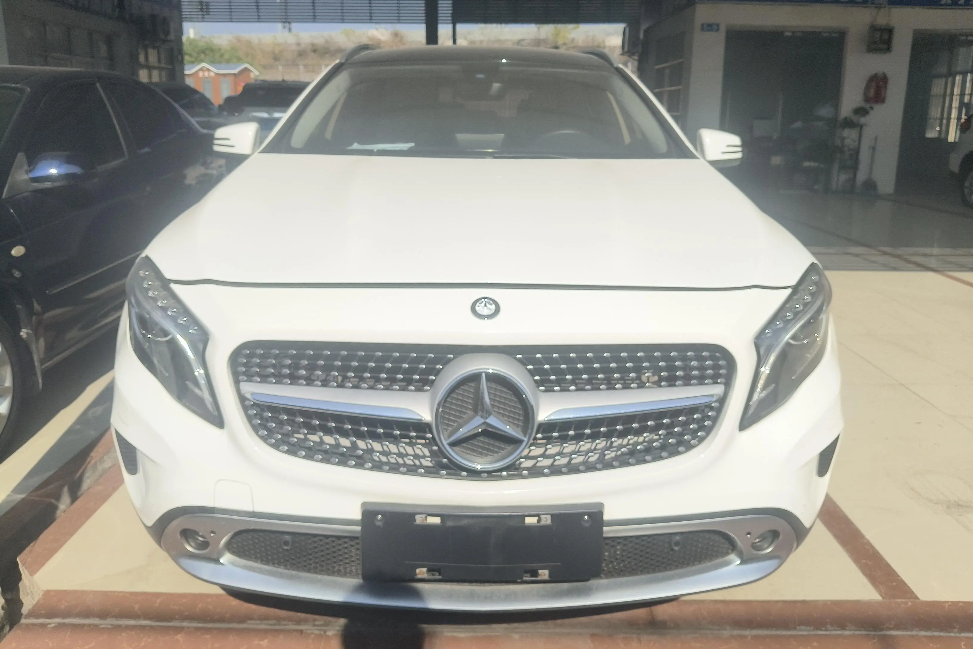 Mercedes-Benz GLA  из Китая