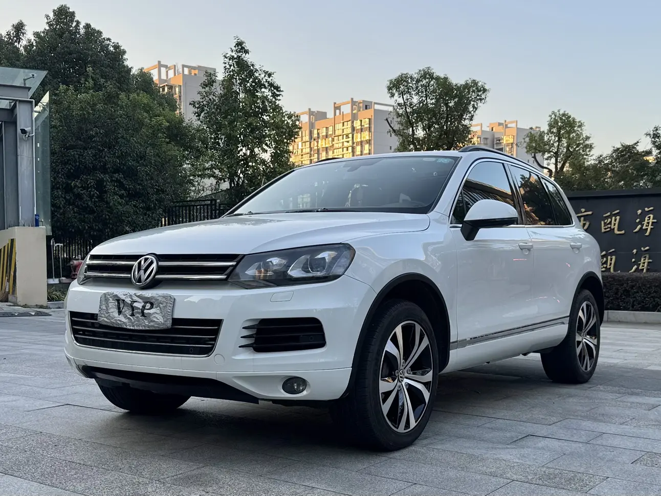 Volkswagen Touareg  из Китая