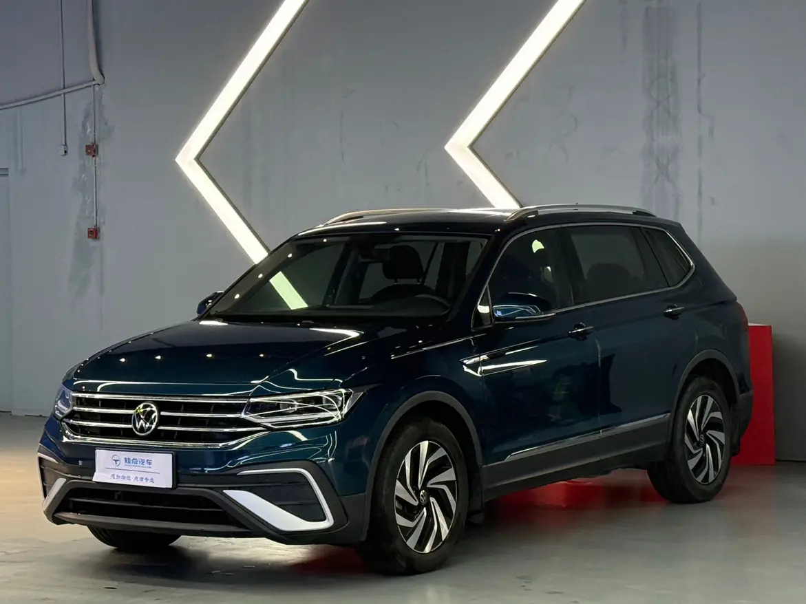 Volkswagen Tiguan L  из Китая