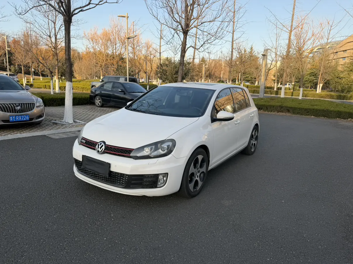 Volkswagen Golf GTI  из Китая