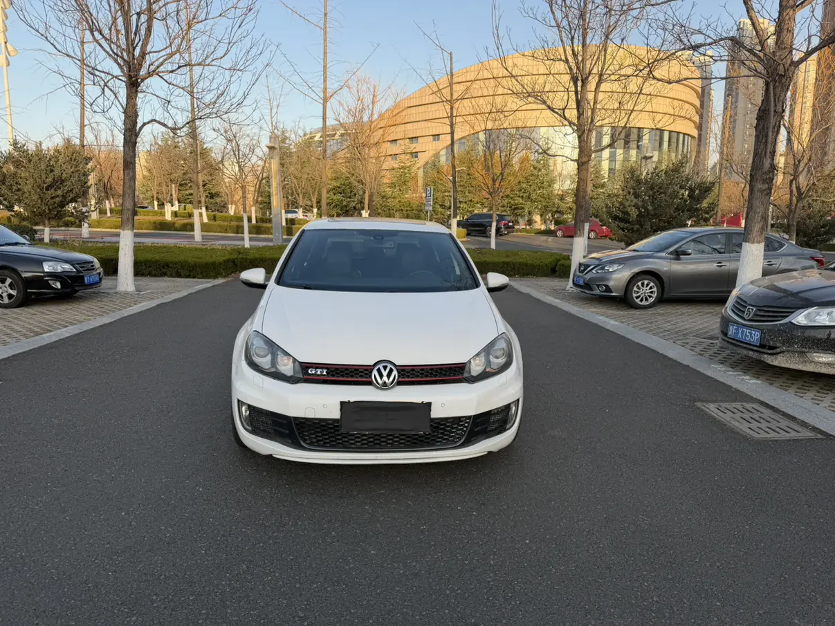 Volkswagen Golf GTI  из Китая