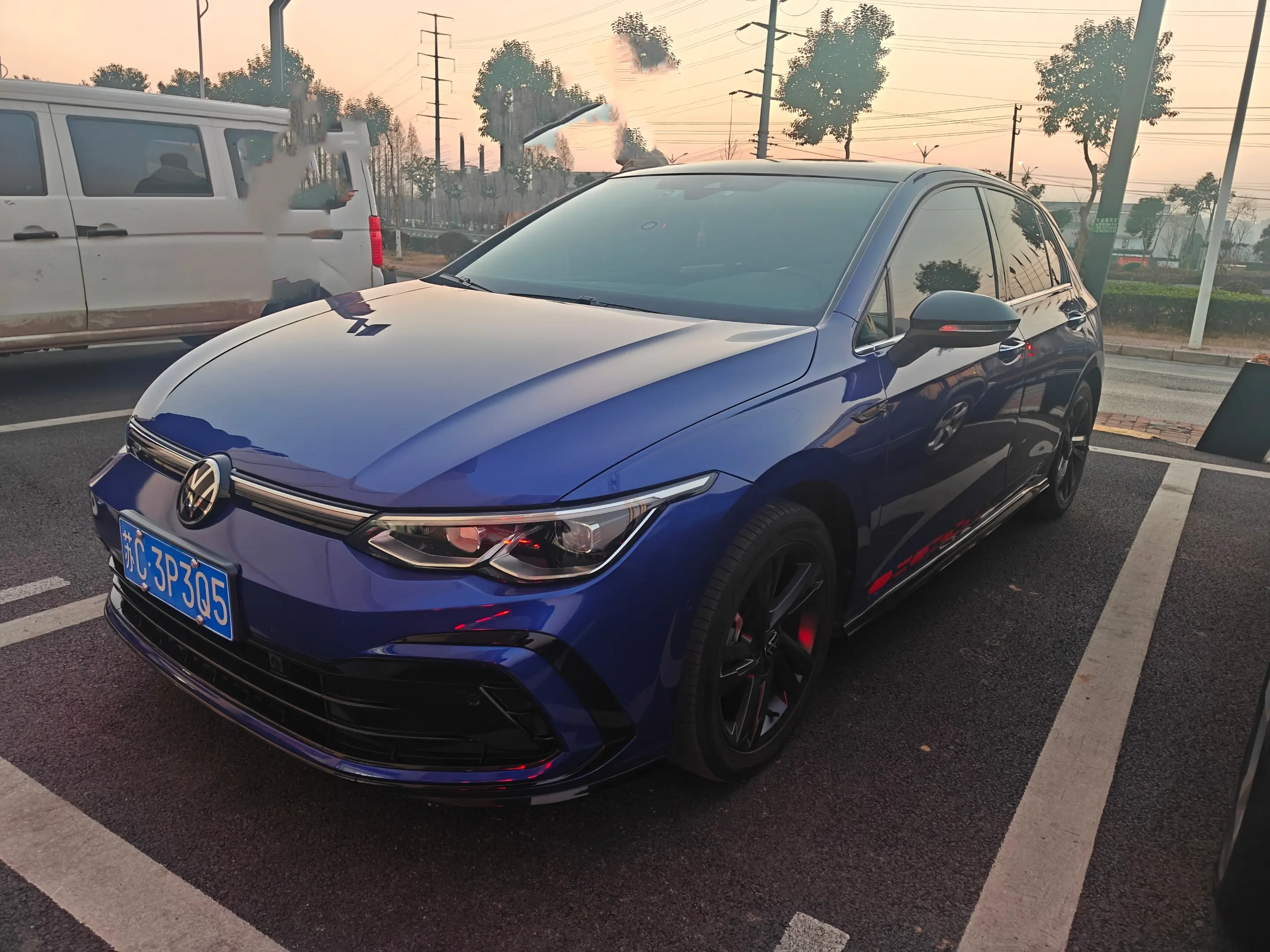 Volkswagen Golf  из Китая