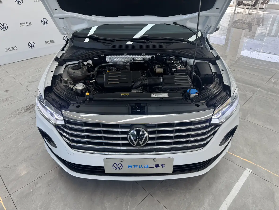 Volkswagen Lavida  из Китая