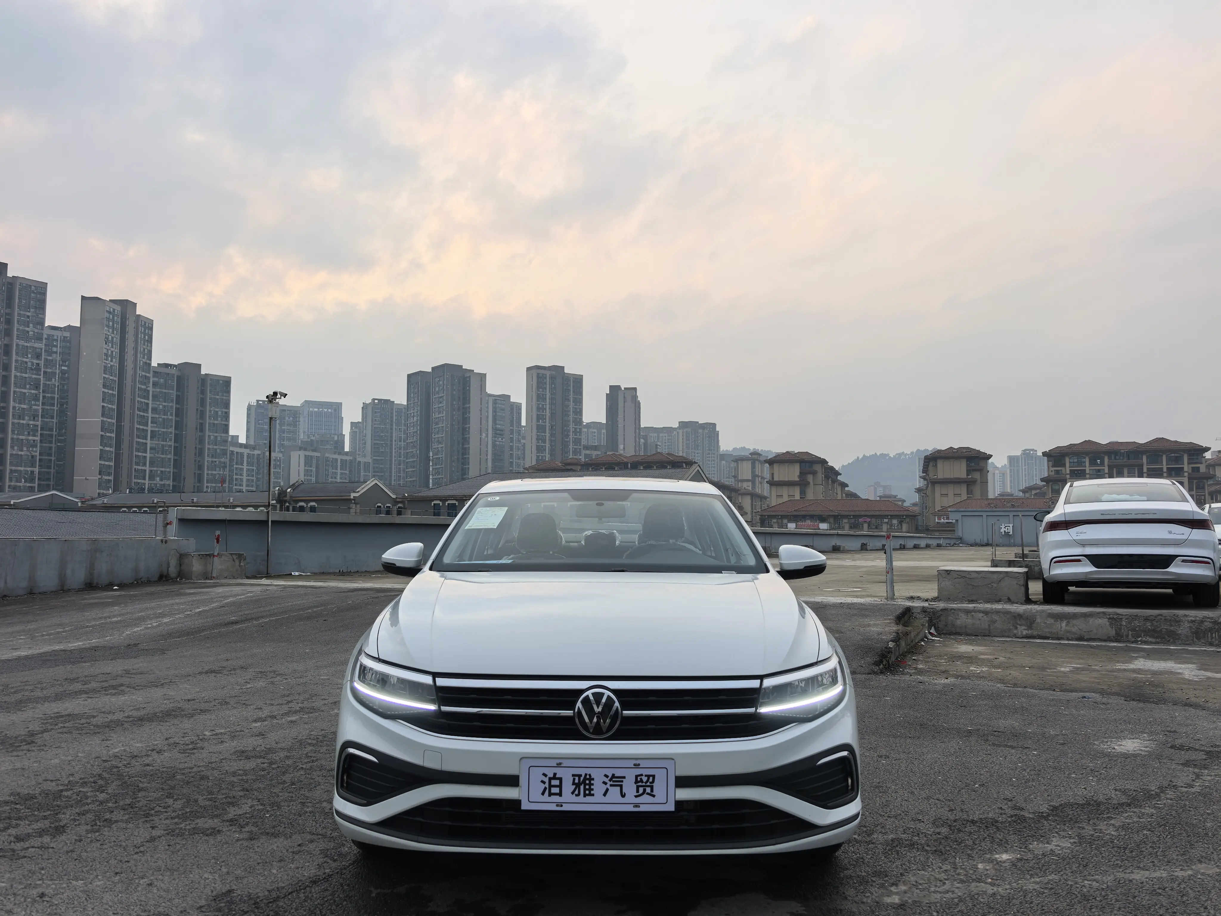 Volkswagen Bora  из Китая