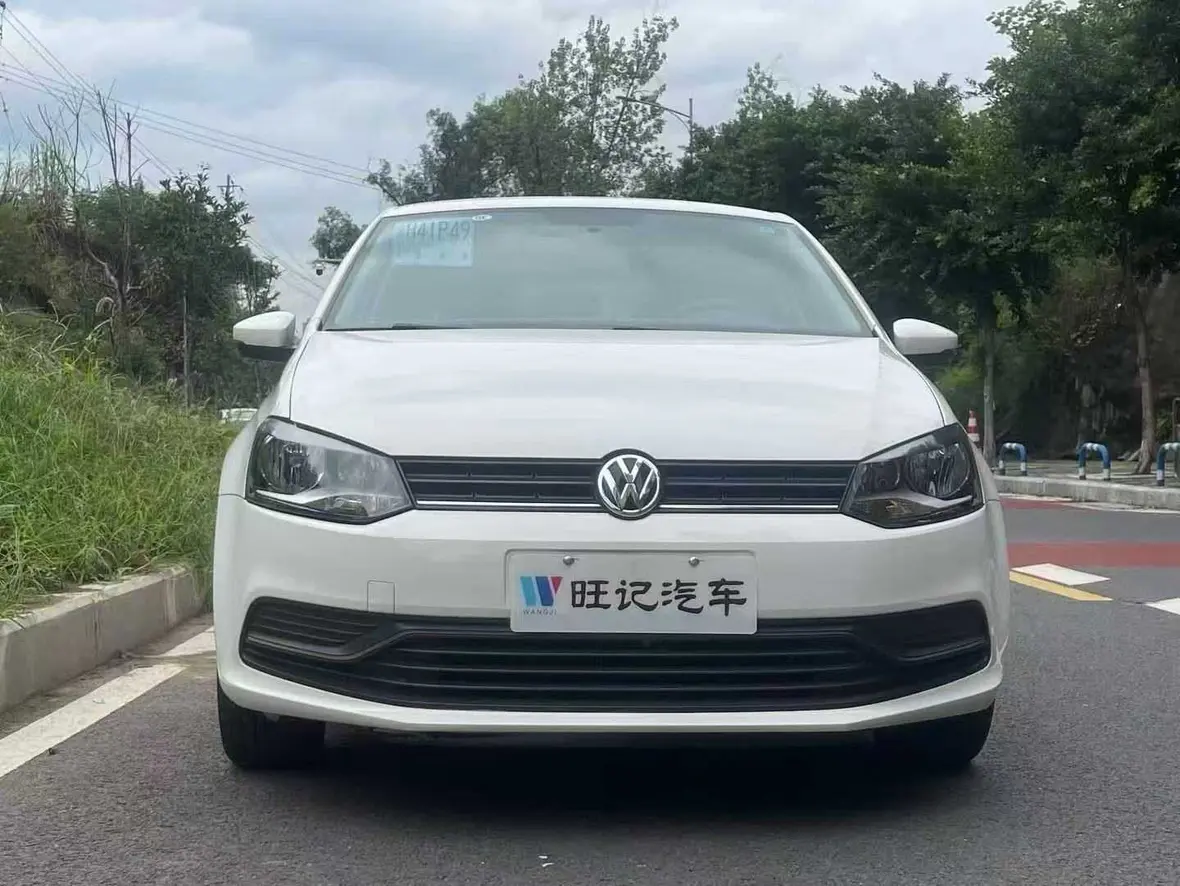 Volkswagen Polo  из Китая