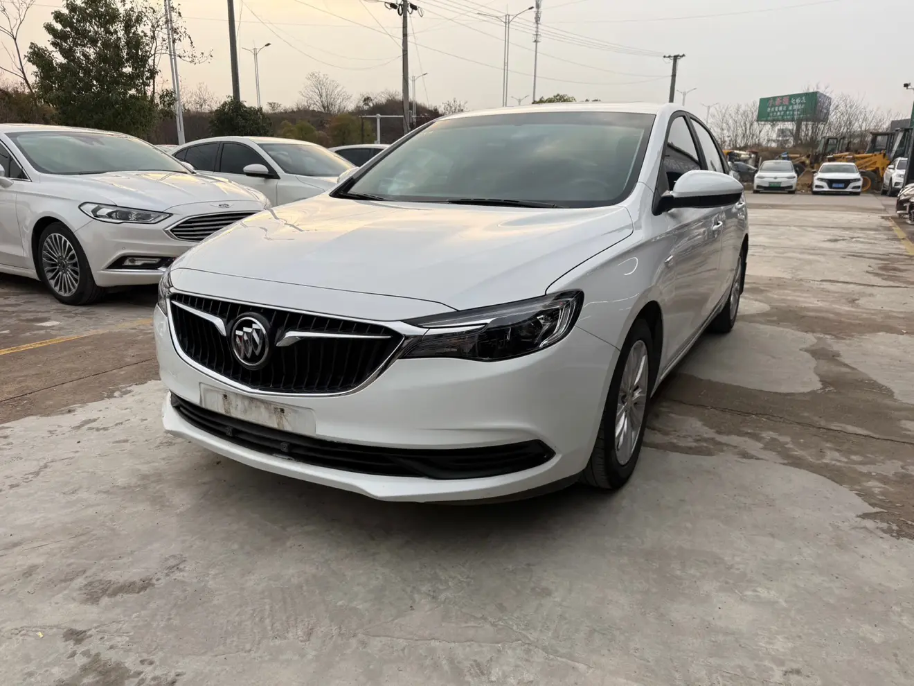 Buick Yinglang  из Китая