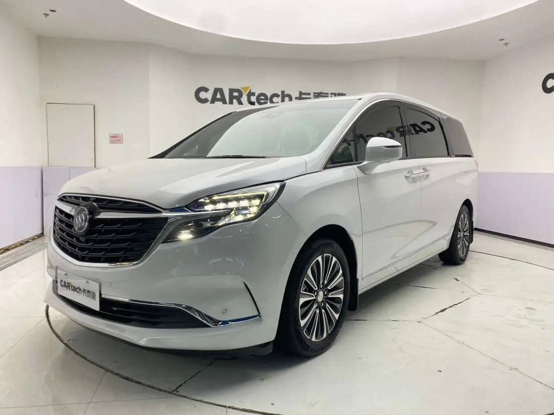 Buick GL8  из Китая