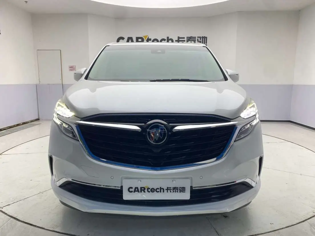 Buick GL8  из Китая