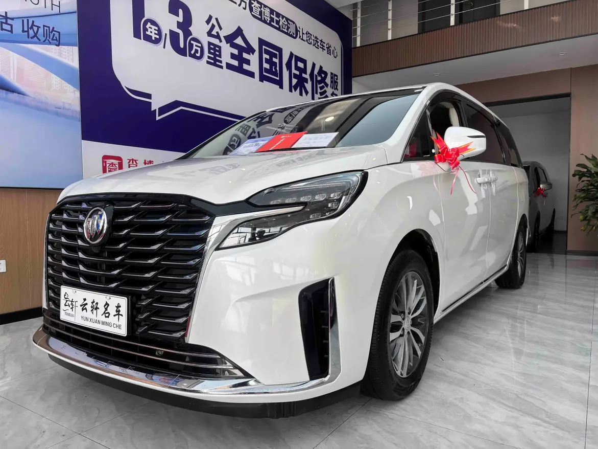 Buick GL8  из Китая