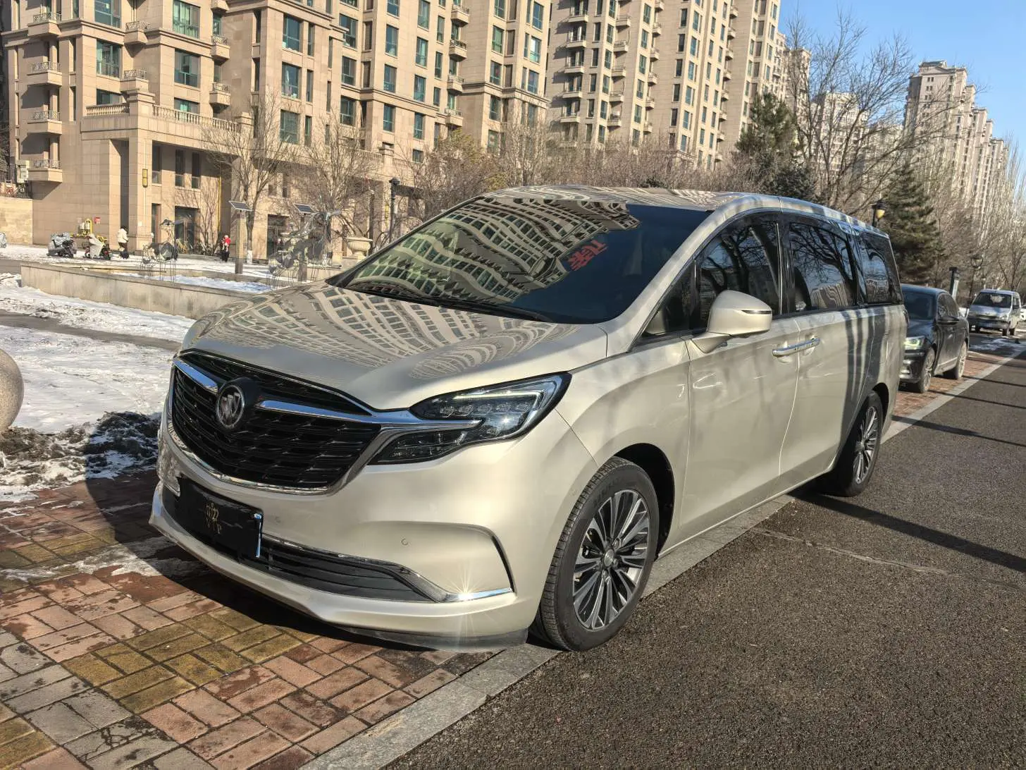 Buick GL8  из Китая