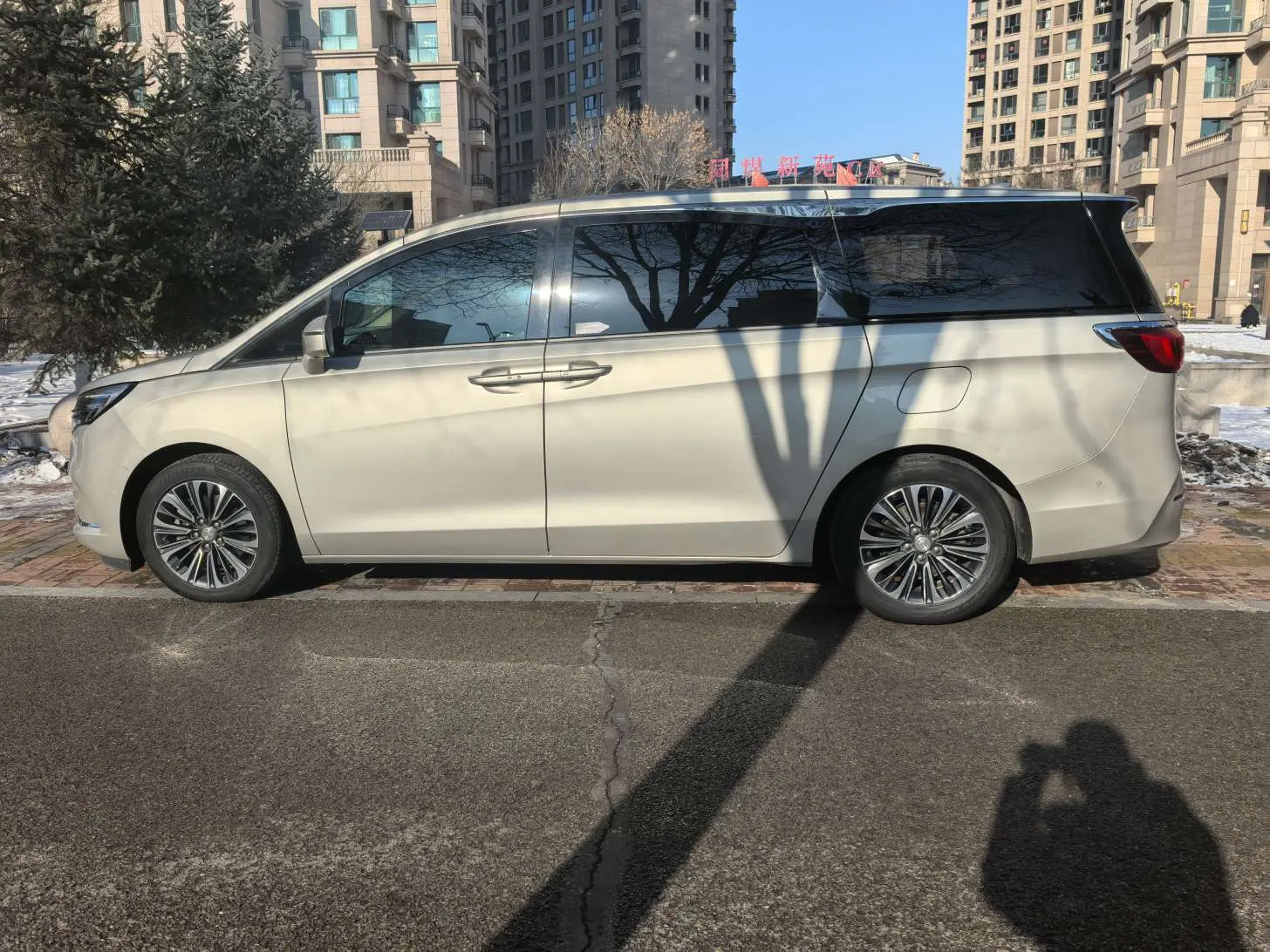 Buick GL8  из Китая