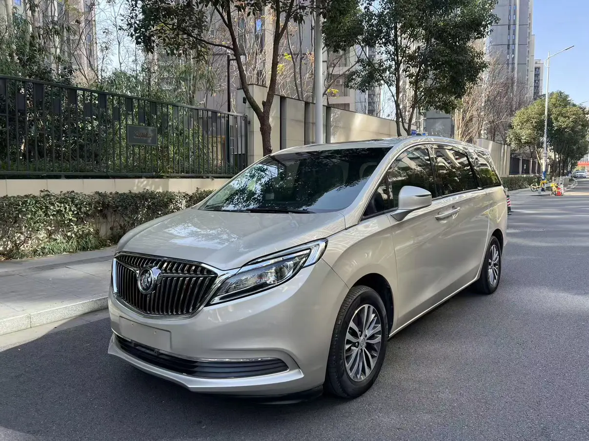 Buick GL8  из Китая