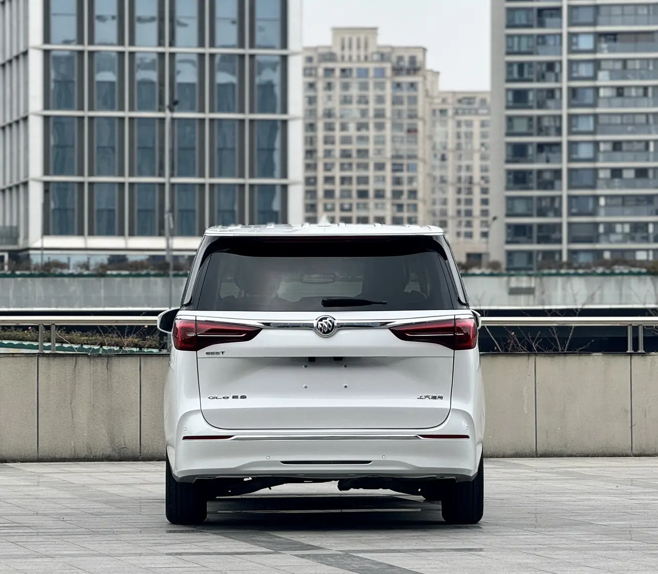 Buick GL8  из Китая