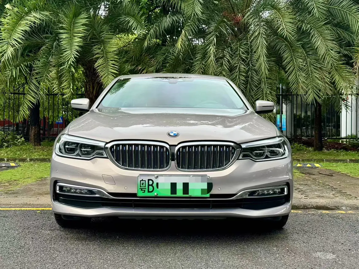 BMW 5 Series PHEV  из Китая