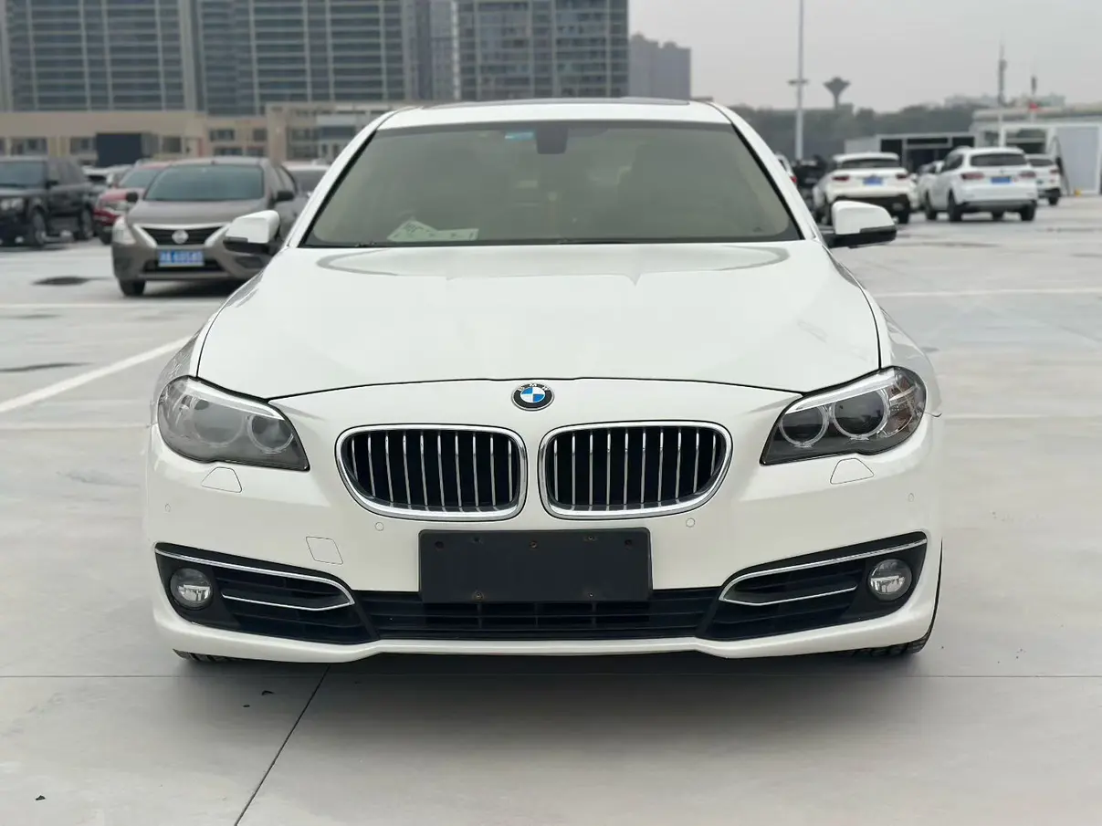 BMW 5 Series  из Китая