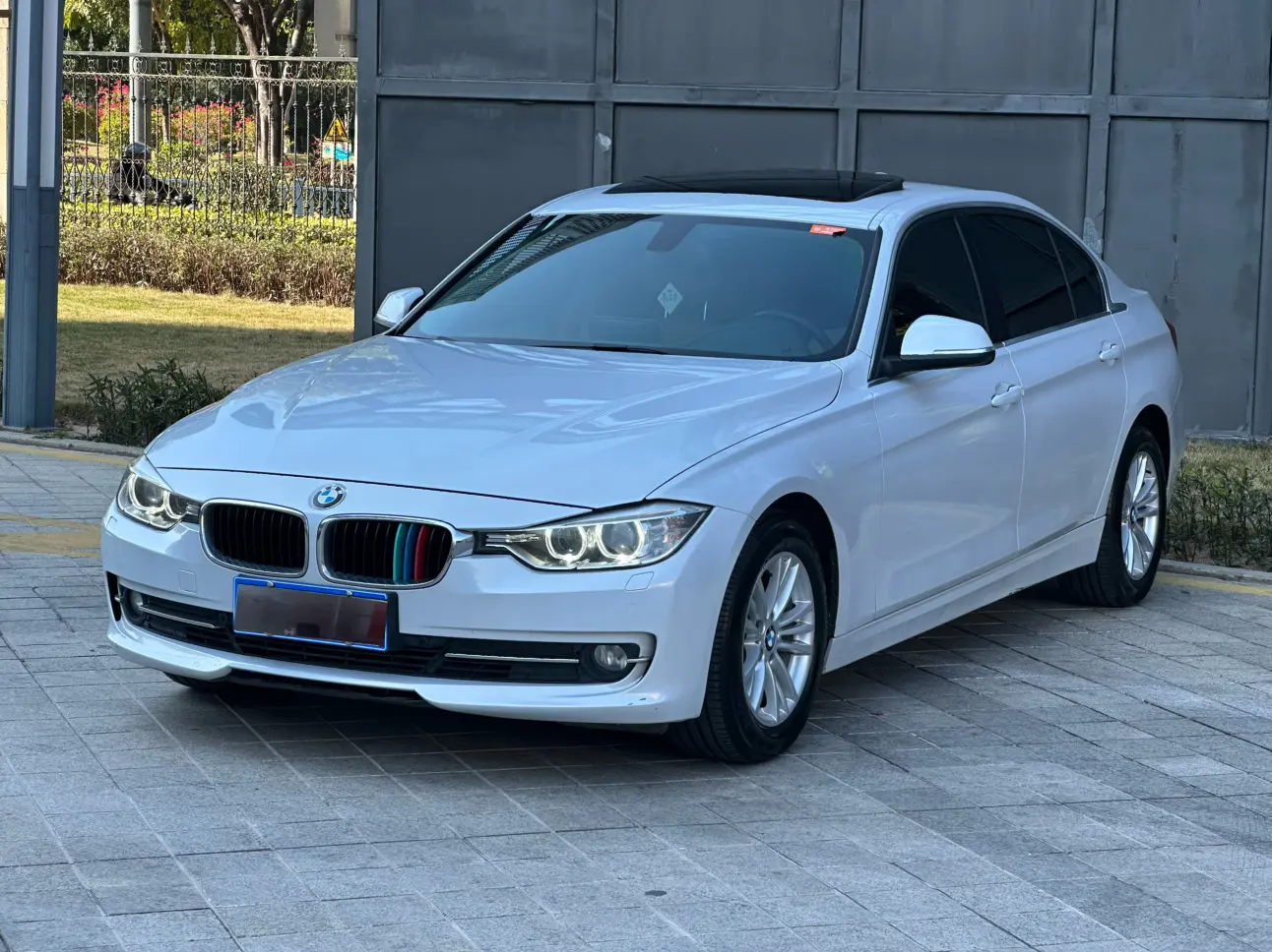 BMW 3 Series  из Китая