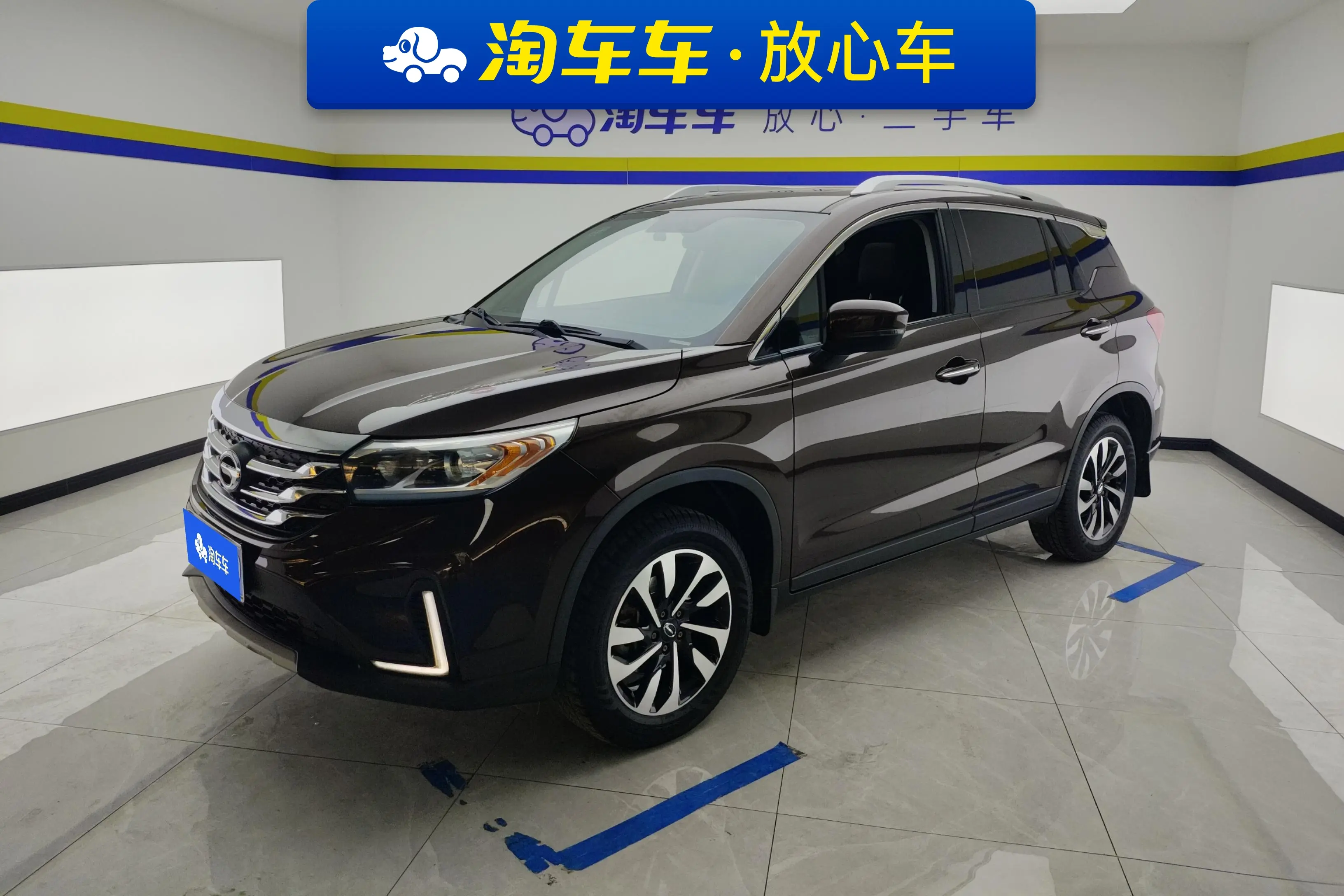 GAC Trumpchi GS4  из Китая