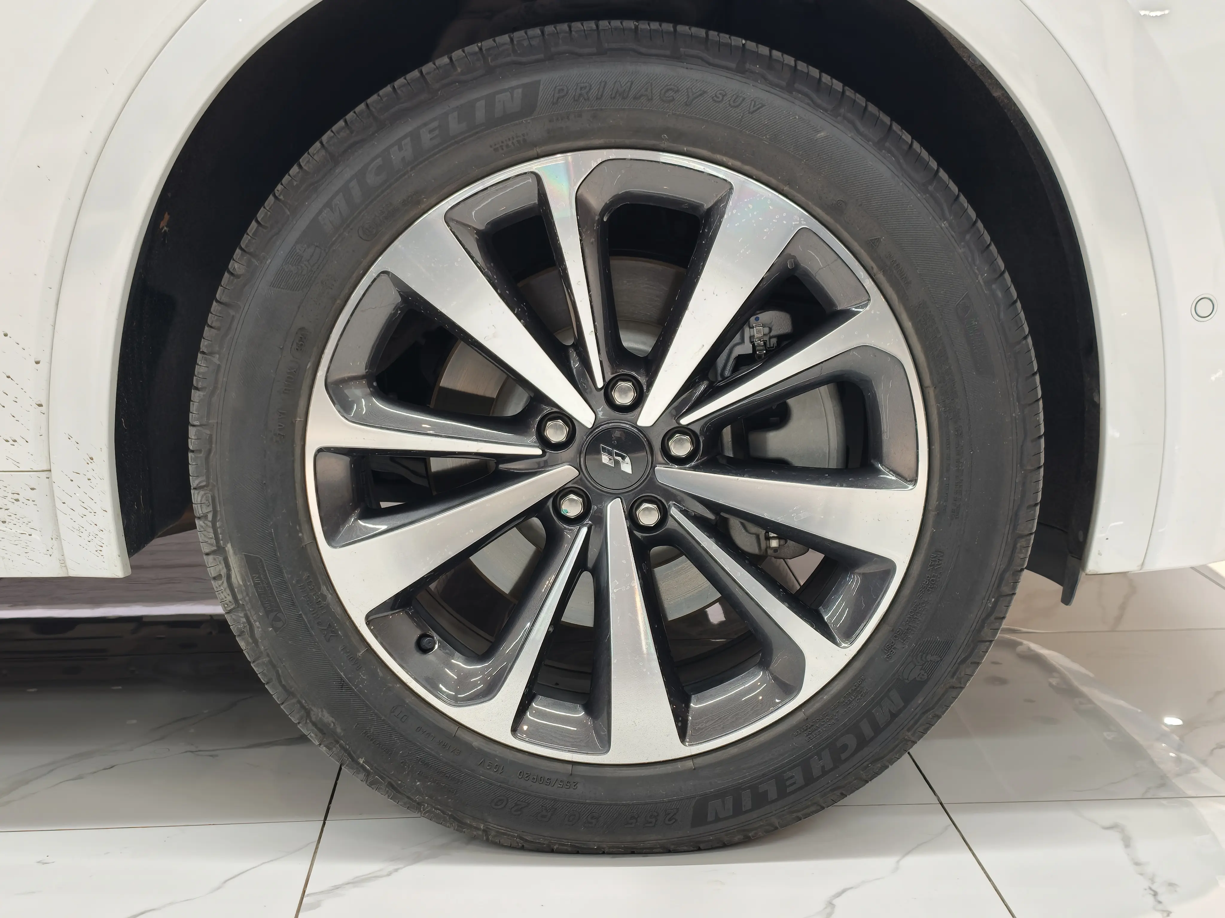 Li ONE (Ideal ONE)  из Китая