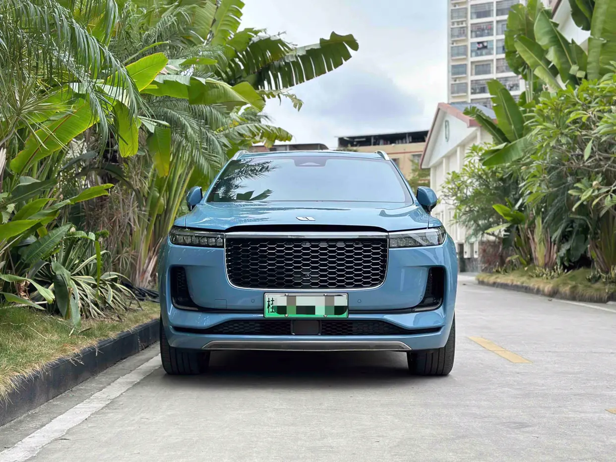 Li ONE (Ideal ONE)  из Китая