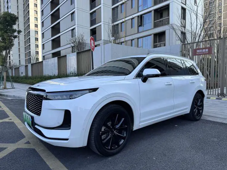 Li ONE (Ideal ONE)  из Китая