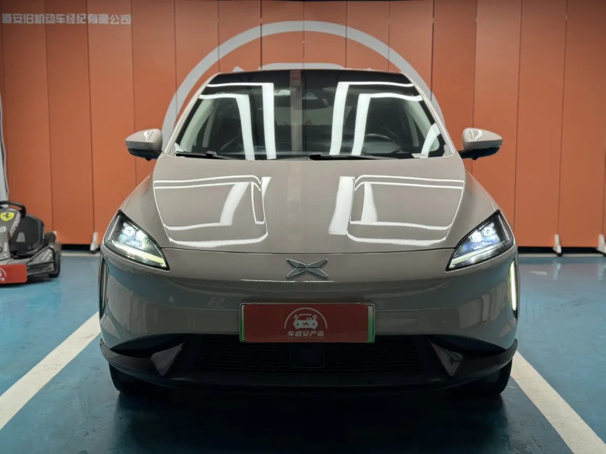 Xpeng G3  из Китая