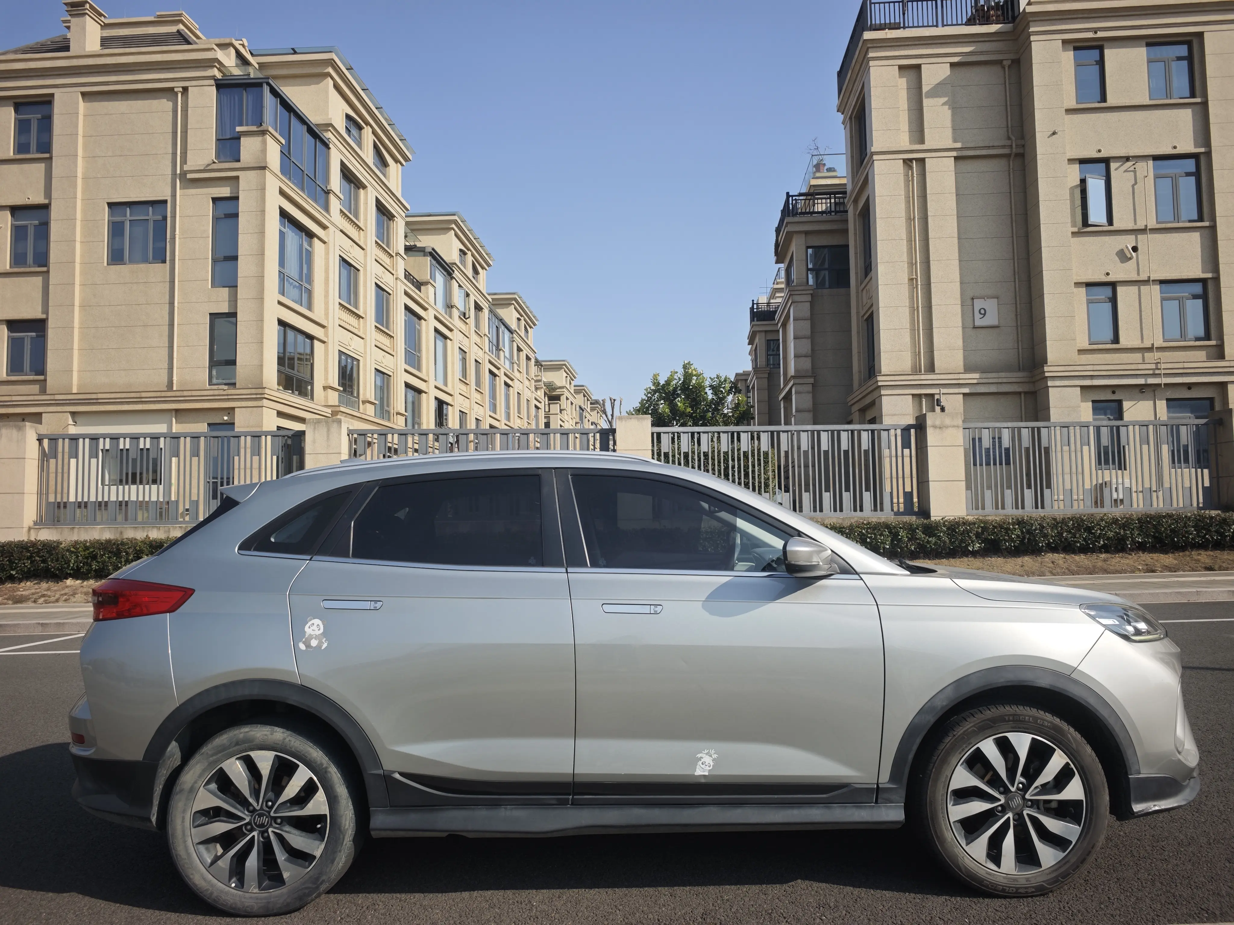 Weltmeister WM EX5  из Китая