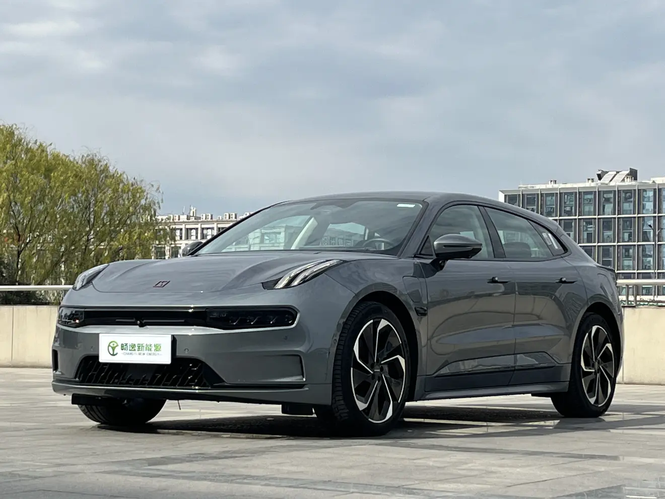 ZEEKR 001  из Китая