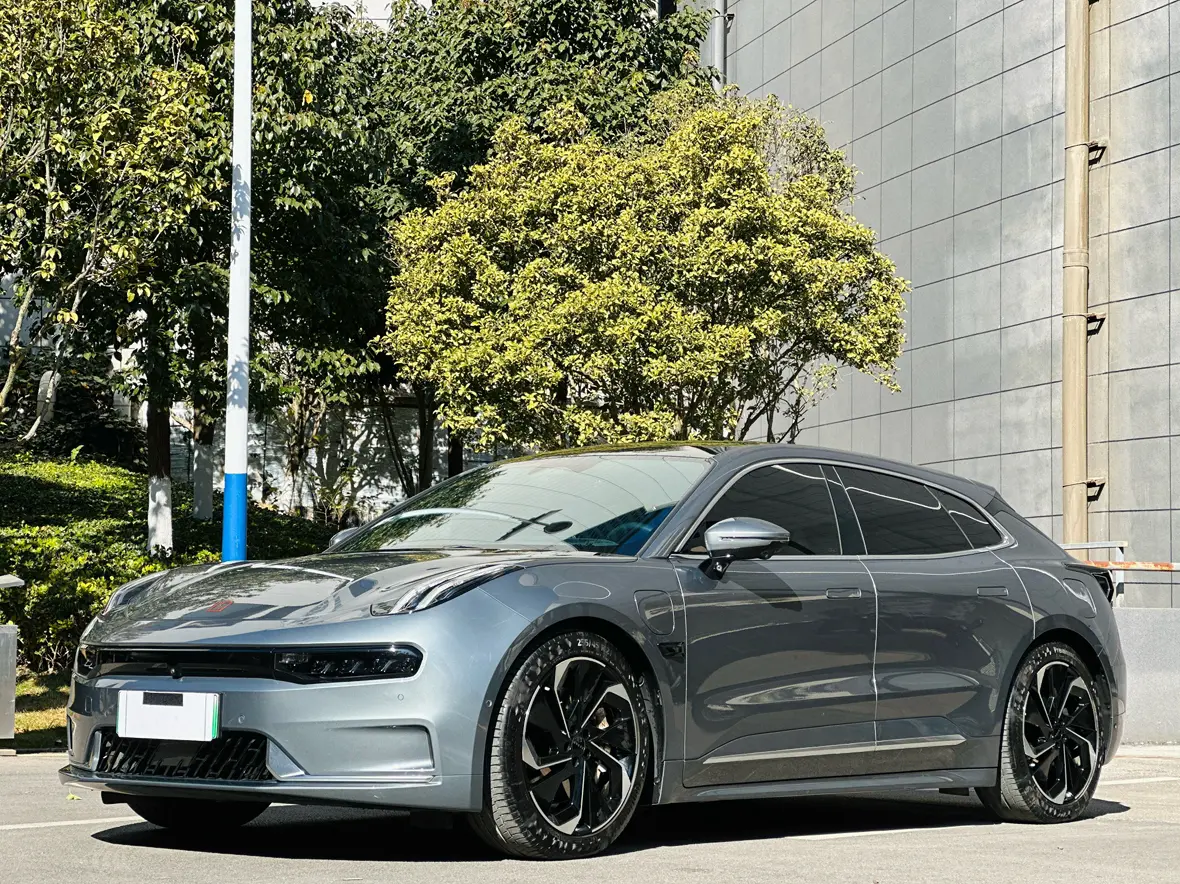 ZEEKR 001  из Китая