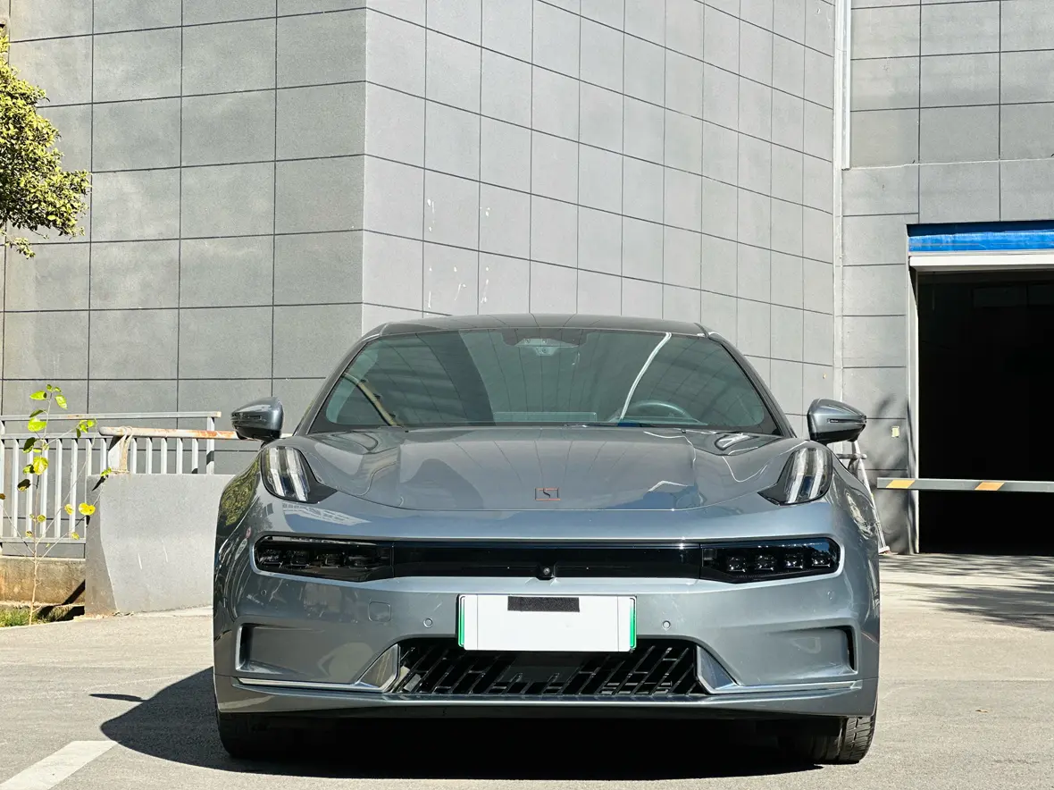 ZEEKR 001  из Китая