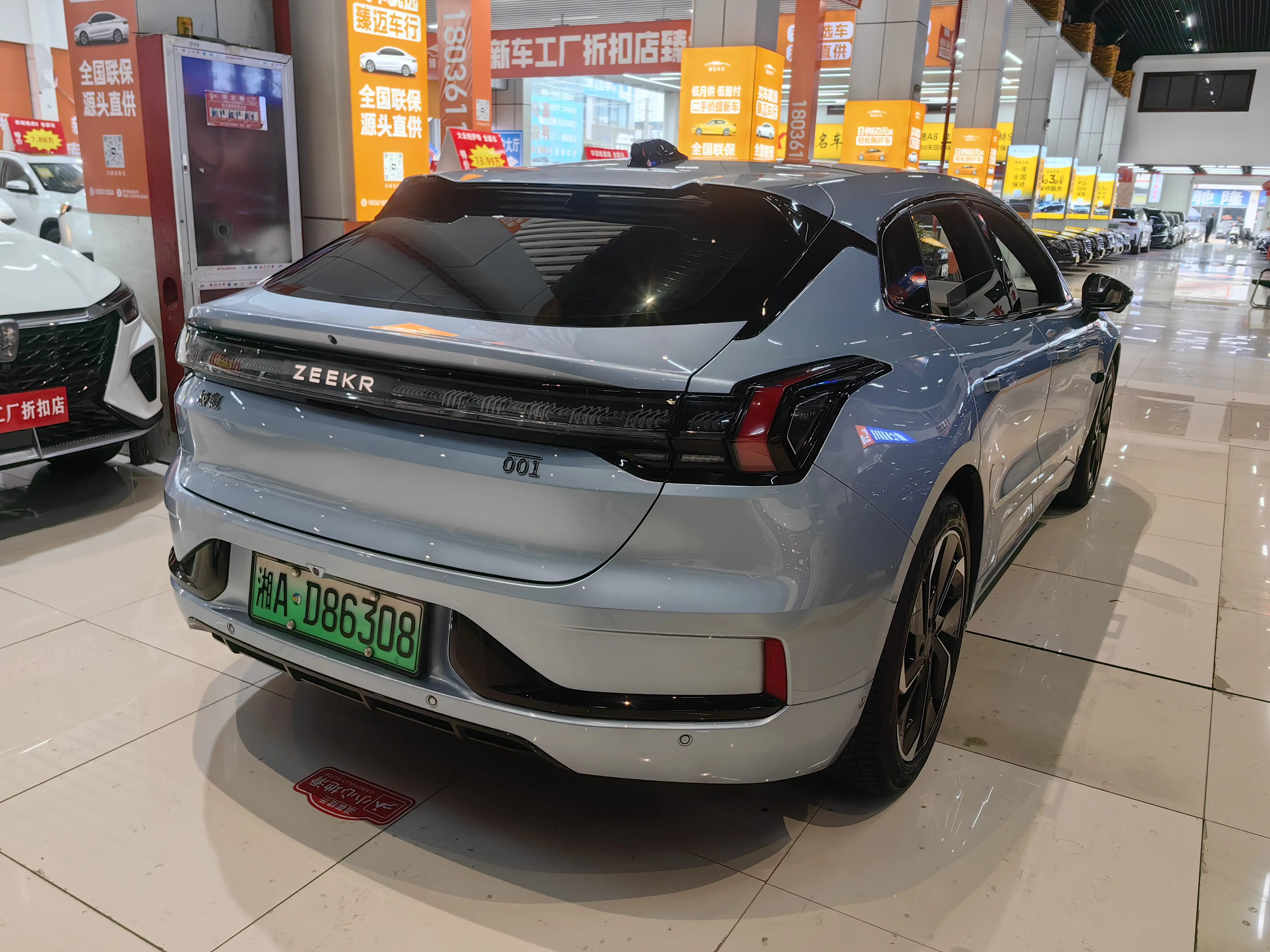 ZEEKR 001  из Китая