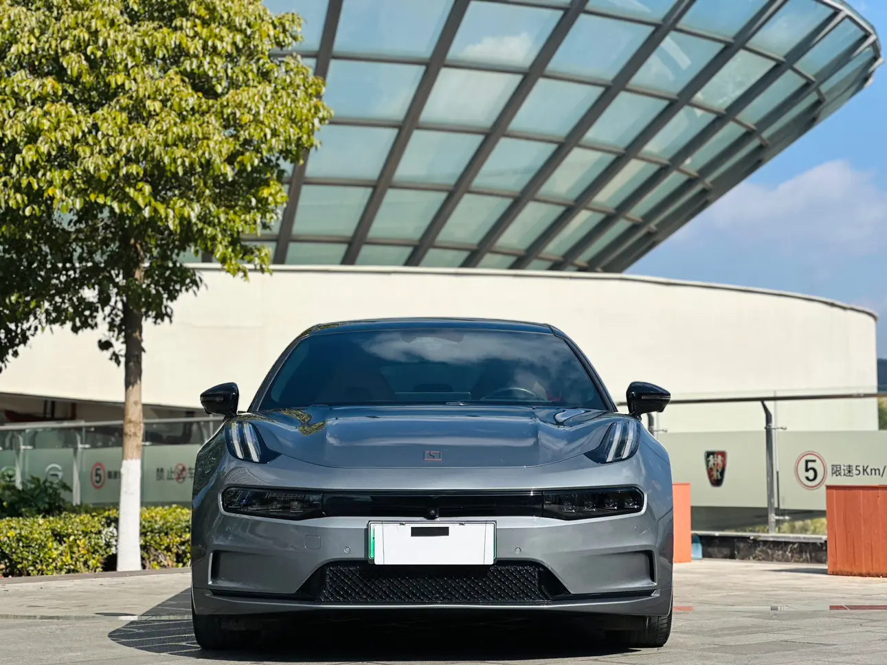 ZEEKR 001  из Китая