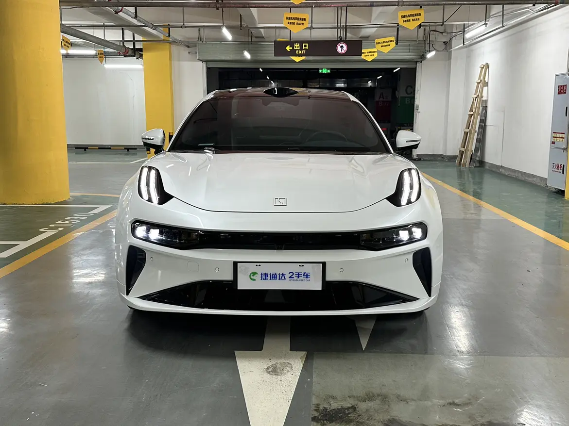 ZEEKR 001  из Китая