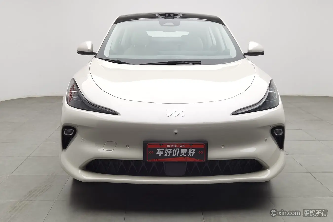 Zhiji LS6  из Китая